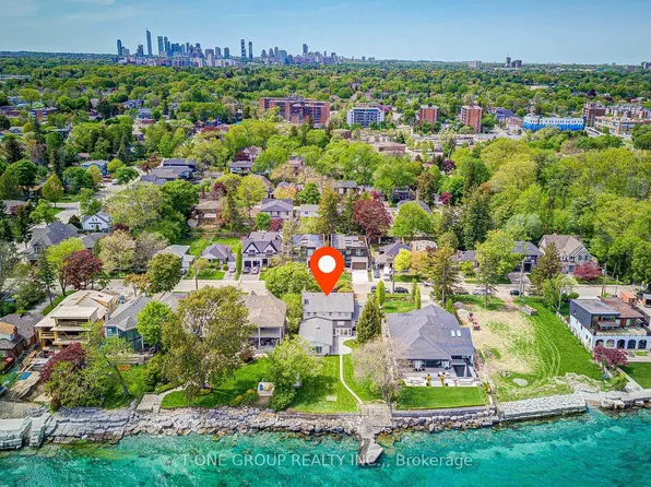 120 Cumberland Dr, Mississauga, ON L5G 3M8