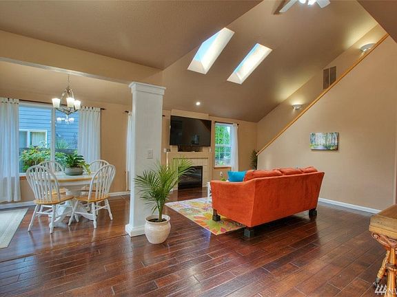 2nd image of 3220 S 272nd Pl