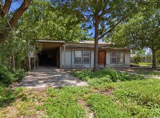 312 E BRAZOS ST, Uvalde, TX 78801