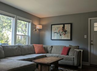 1615 N Whipple St APT 1, Chicago, IL 60647