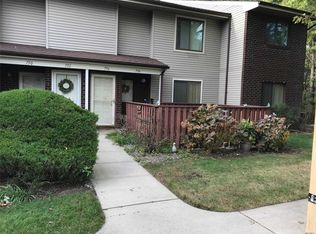 754 Hilltop Ct, Coram, NY 11727
