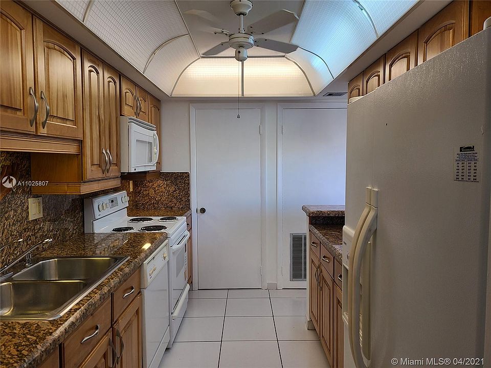 1st image of 8401 SW 107th Ave APT 352E