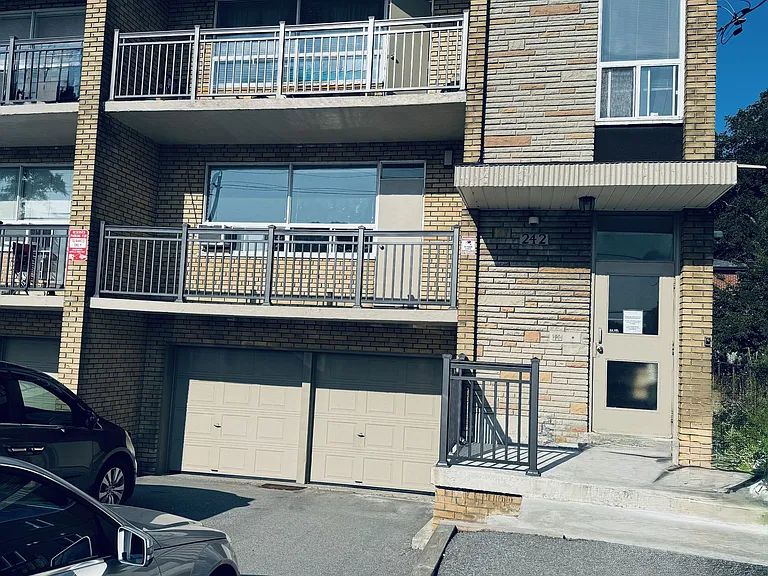 242 Wilmington Ave #3 — Photo 2