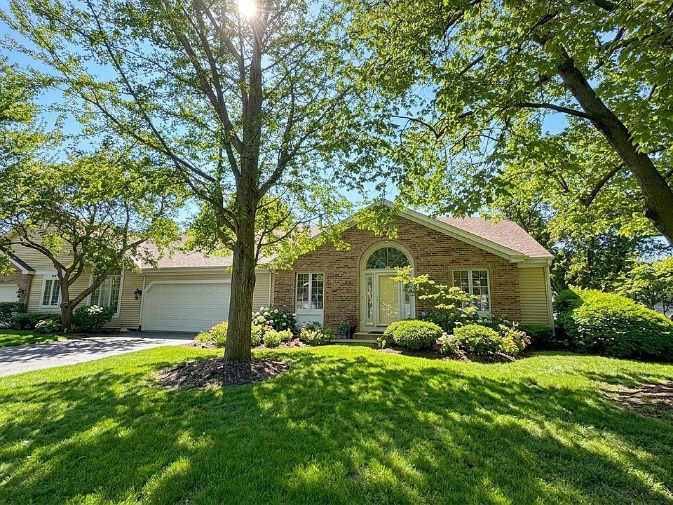 1st image of 281 Governors Ln #281