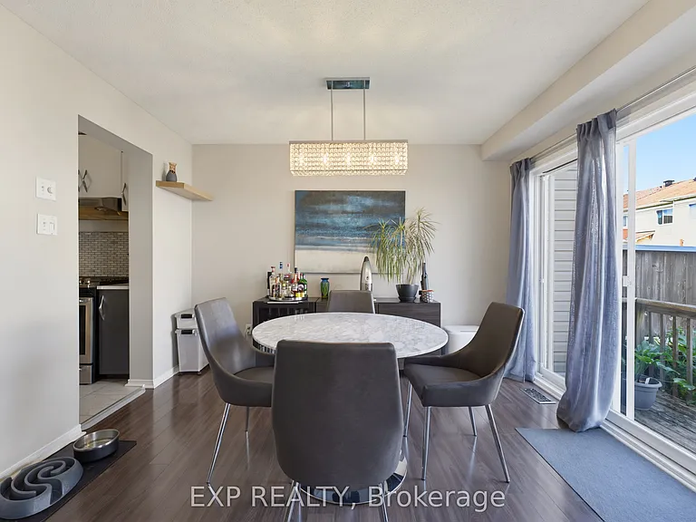 2215 Silverado Cres — Photo 11