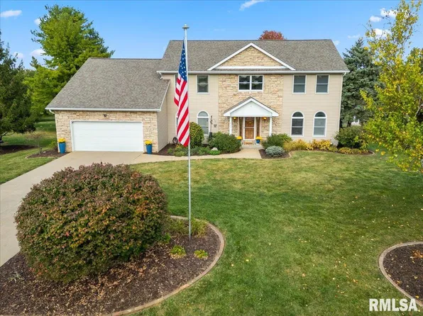 613 Countryside Dr, Metamora, IL 61548