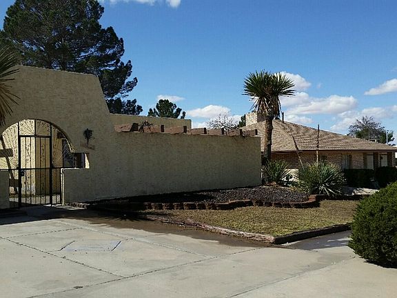 2nd image of 6928 La Cadena Dr