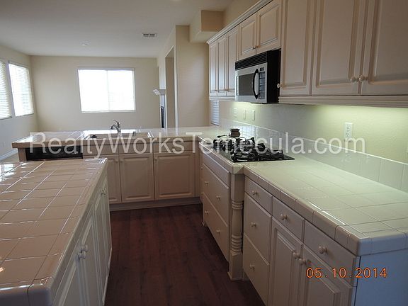 4th image of 46427 Kohinoor Way