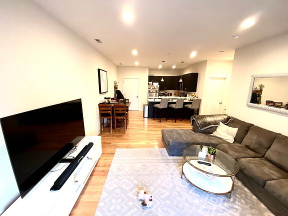 2nd image of 1921-29 Fairmount Ave #11396908
