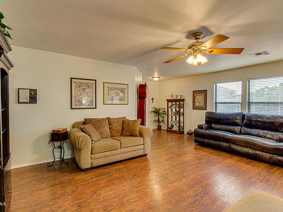 4th image of 10642 W Daley Ln