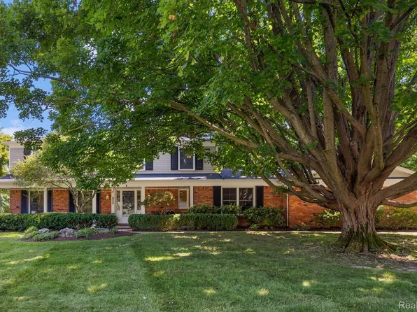4409 Ardmore Dr, Bloomfield Hills, MI 48302