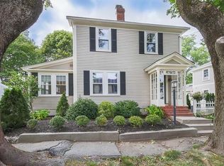 18 Columbus Ave, Newburyport, MA 01950
