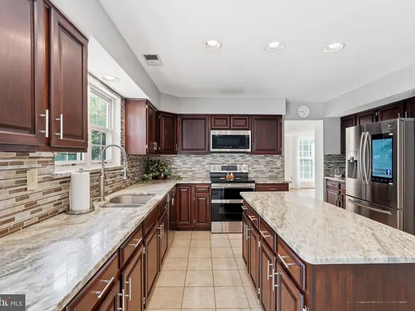 11305 Acton Dr, Waldorf, MD 20601