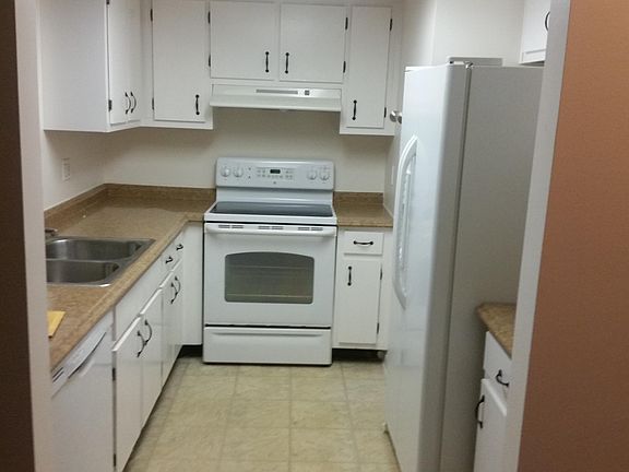 2nd image of 1078 Ellen Ct #1078