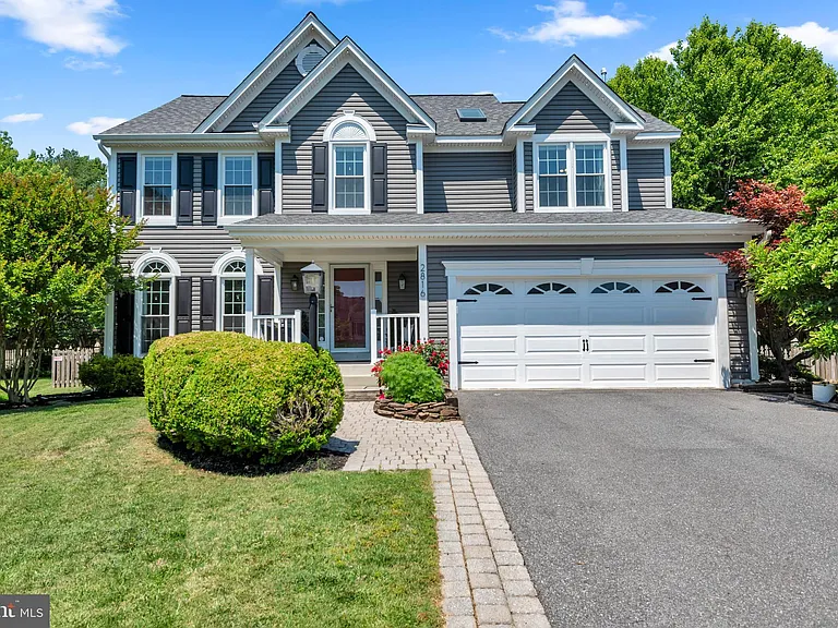 2816 Bargate Ct — Photo 3