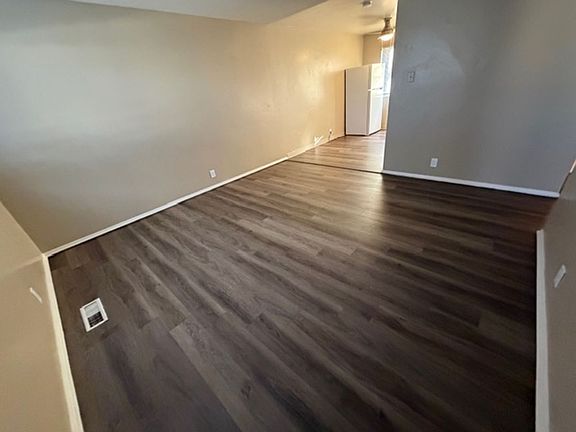 4th image of 1095 E St APT A