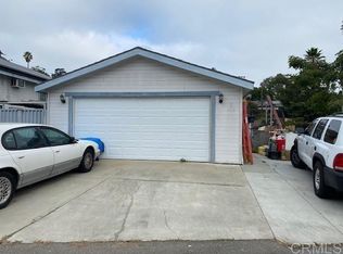 329 Beaumont Ct, Vista, CA 92084