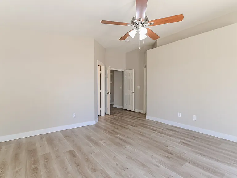 456 Palegold St — Photo 10