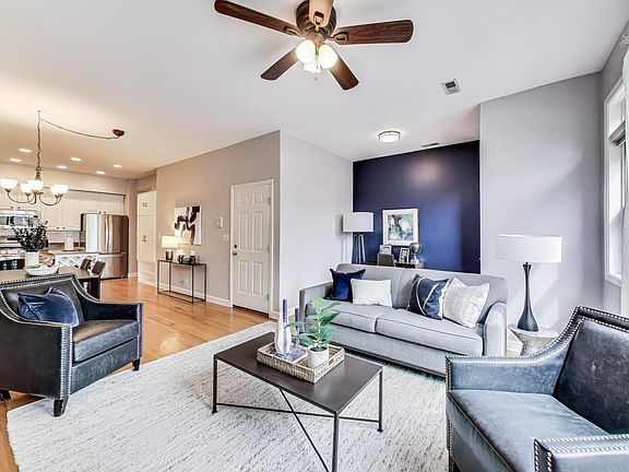 3rd image of 3626 N Damen Ave #2
