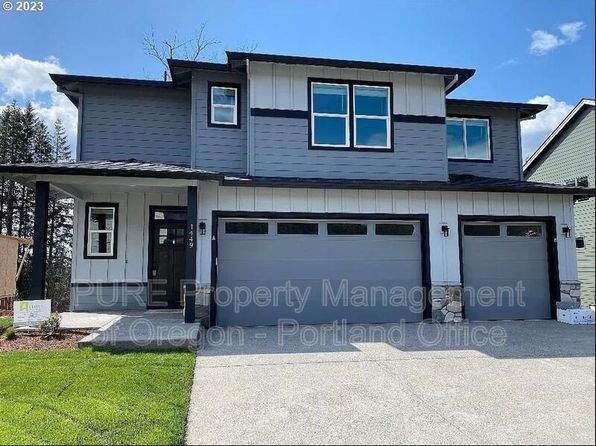 1461 NE Mary Ter