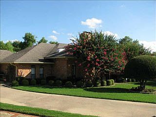 3rd image of 10020 Candlebrook Dr
