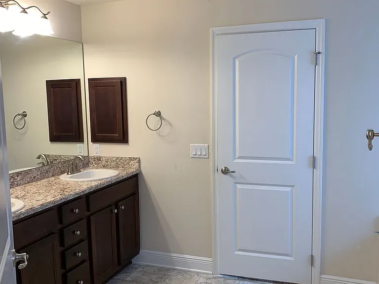 3273 SW Rosser Blvd — Photo 20