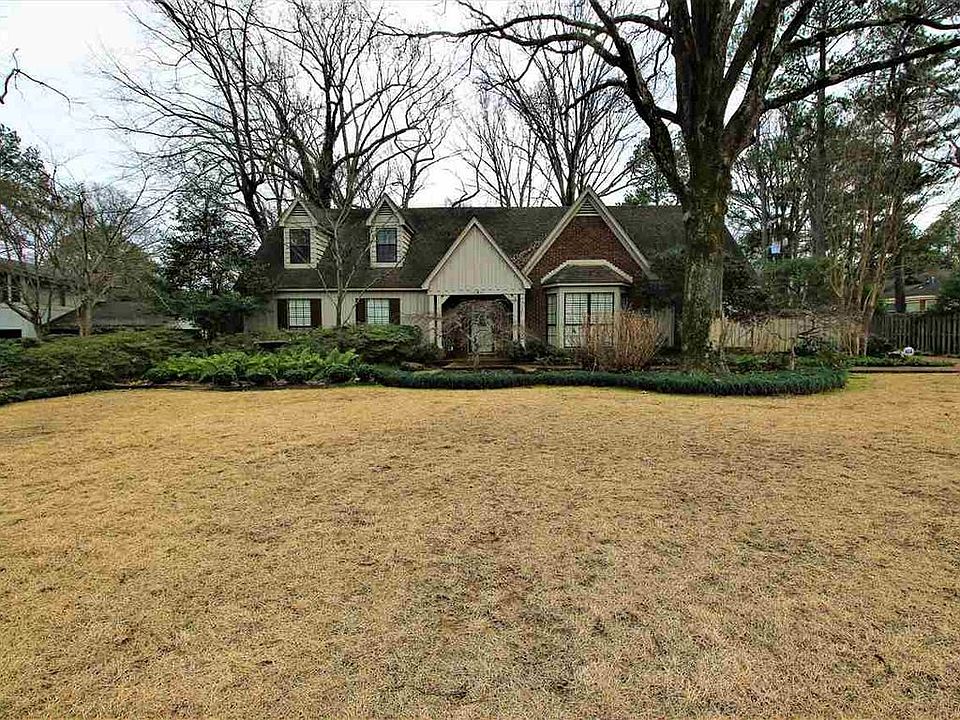 1st image of 1644 Holly Hill Dr