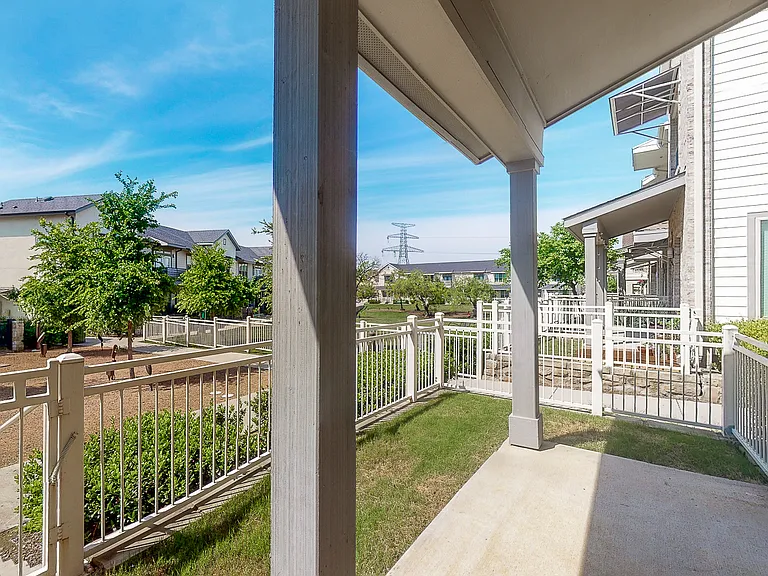The District At Cypress Waters - Parson's Green — Photo 992