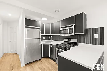 918A Lafayette Avenue, #1