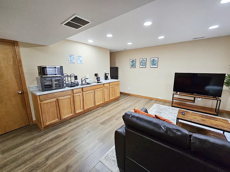 2225 Bucolo Ave #A — Photo 11