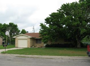 3922 Crestridge Dr, Brownwood, TX 76801