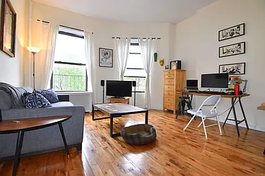 Rented by Manhattan Spaces