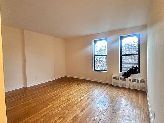 3rd image of 216 6th Ave APT 4A