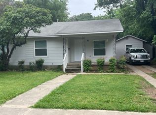 1513 Panhandle St, Denton, TX 76201