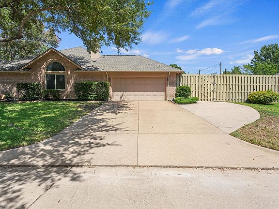 2nd image of 5301 Bugle Ln