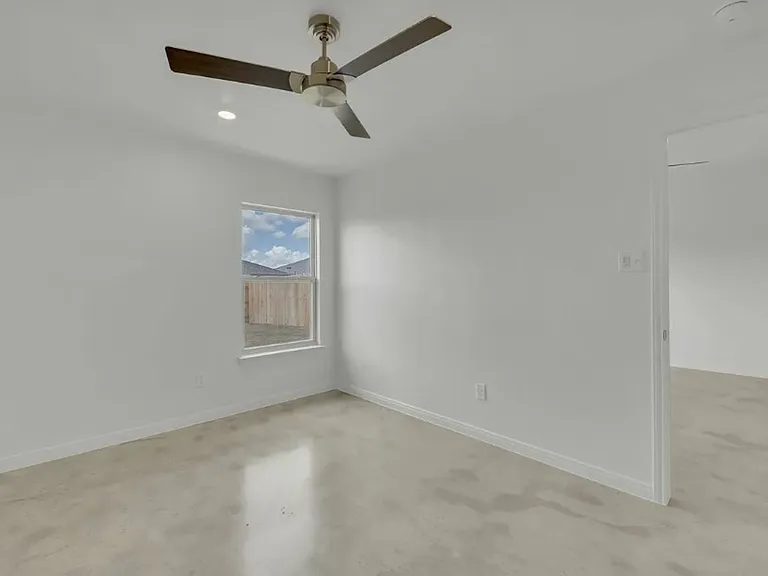 604 Pacific Crest Trl #A/B — Photo 6