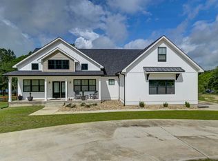 116 Living Waters Blvd, Lexington, SC 29073