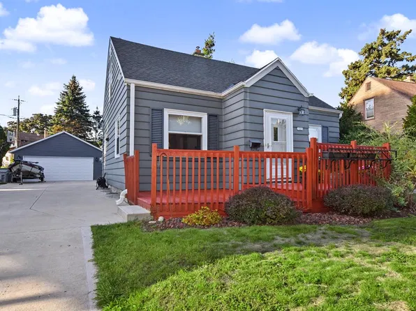 1523 E Tripoli AVENUE, Milwaukee, WI 53207