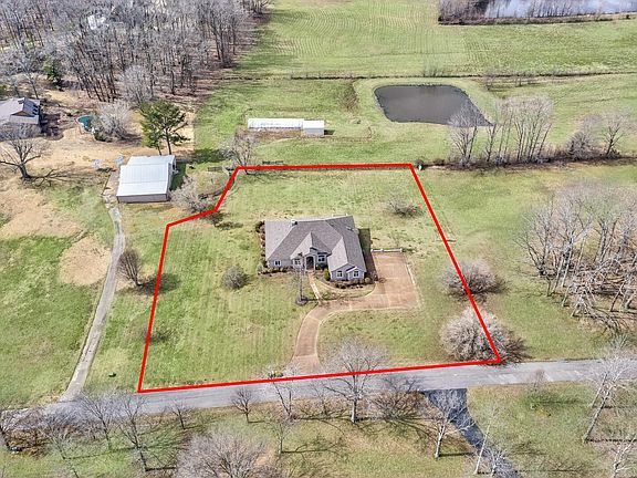 2nd image of 501 Owenwood Pl