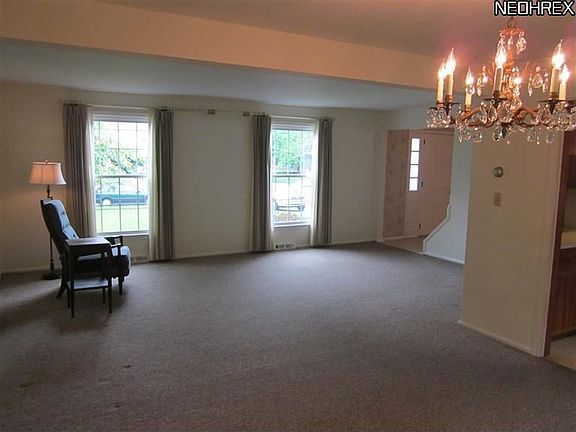3rd image of 2773 Goldwood Dr
