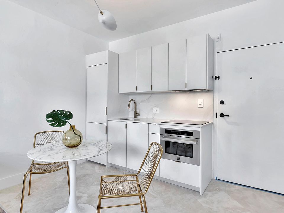 1st image of 320 Euclid Ave #S
