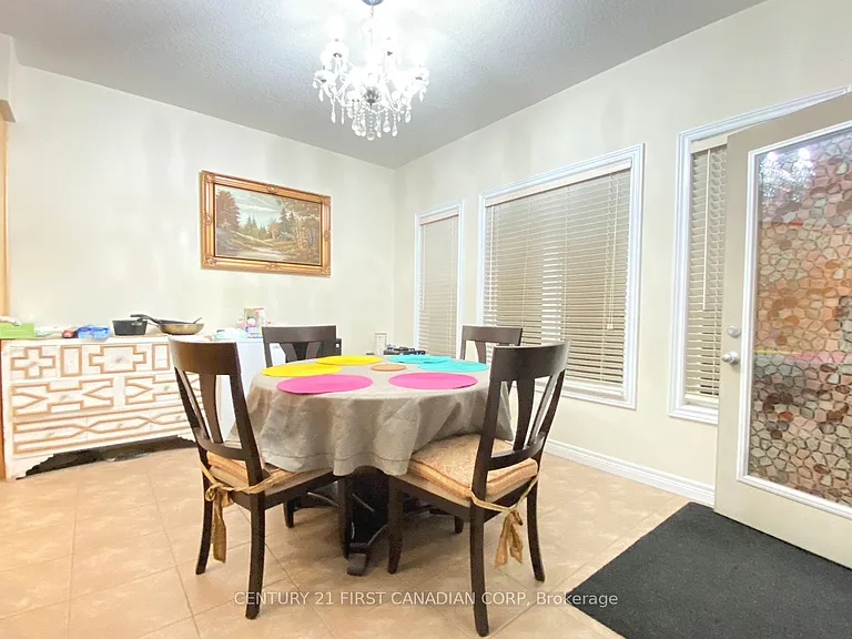 377 Blackacres Blvd — Photo 6