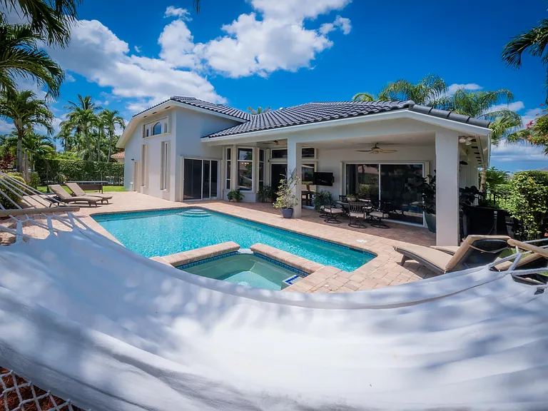 10849 Bal Harbor Dr — Photo 62