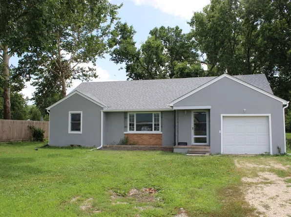8840 Highway 24, Manhattan, KS 66502
