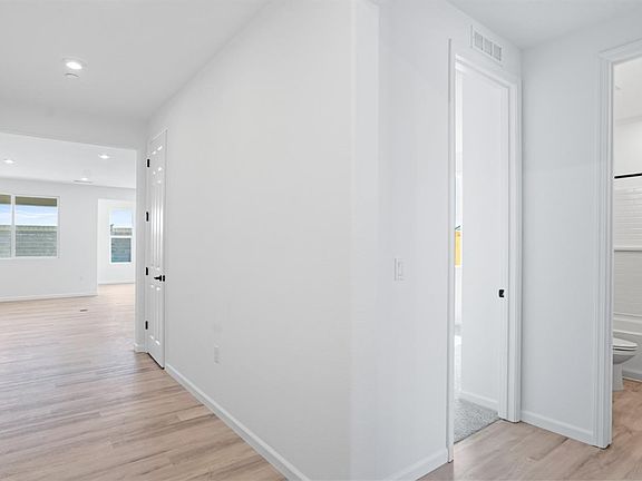 4th image of 1014 Fiano Place