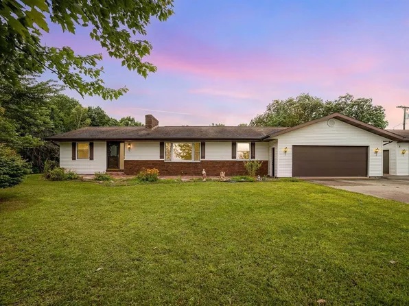 5817 Caro Rd, Vassar, MI 48768