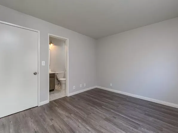 (undisclosed Address), Minneapolis, MN 55406