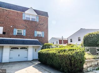 700 Susquehanna Rd, Philadelphia, PA 19111