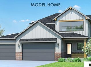 6656 Via Sorrento Dr, Lincoln, NE 68523