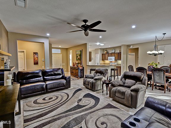 3rd image of 15149 W Las Brizas Ln